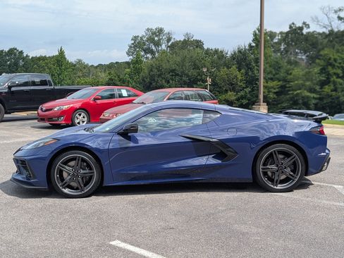 Used 2025 Chevrolet Corvette Stingray Preferred Cpe w/ Z51 Performance Package RWD image 6