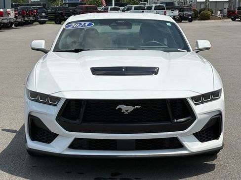 Used 2025 Ford Mustang GT RWD image 8
