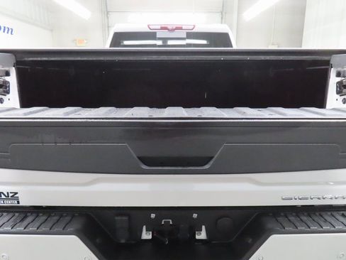 Used 2024 GMC Sierra 3500 Denali w/ Denali Reserve Package image 44