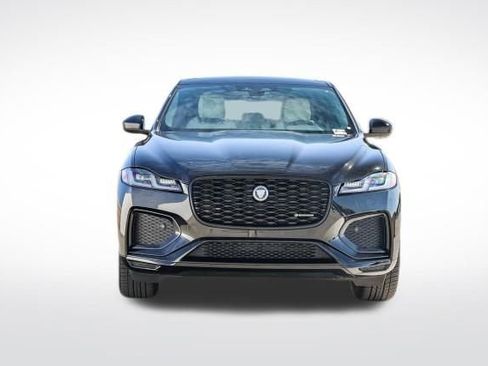 Used 2024 Jaguar F-PACE R-Dynamic S image 2