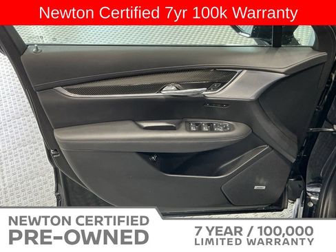 Used 2023 Cadillac XT6 Sport w/ Technology Package AWD/4WD image 55