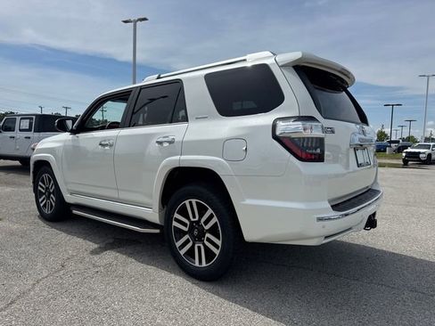 Used 2022 Toyota 4Runner Limited RWD image 4