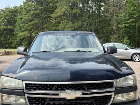 Used 2006 Chevrolet Silverado 1500 LS RWD image 7