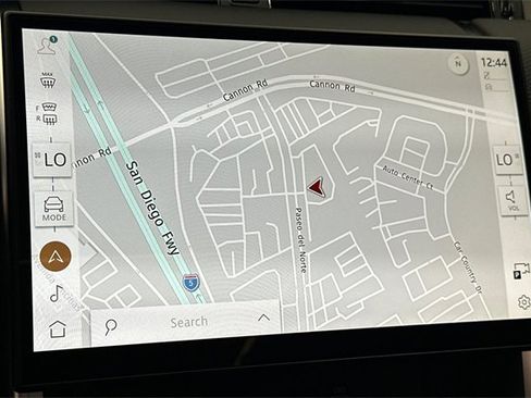 New 2025 Land Rover Discovery Sport Dynamic SE image 18