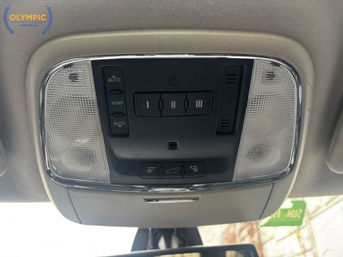 Used 2013 Dodge Durango Citadel w/ Technology Group image 32