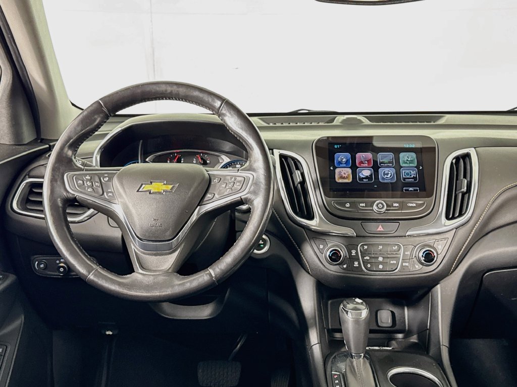 Used 2018 Chevrolet Equinox Premier FWD image 12