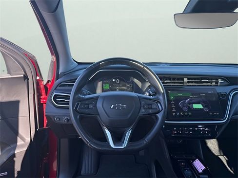 Used 2022 Chevrolet Bolt EUV Premier w/ Sun & Sound Package image 19