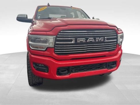 Used 2022 RAM 2500 Laramie AWD/4WD image 7