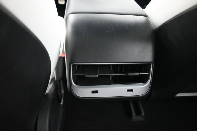 Used 2018 Tesla Model 3 Performance AWD/4WD image 16