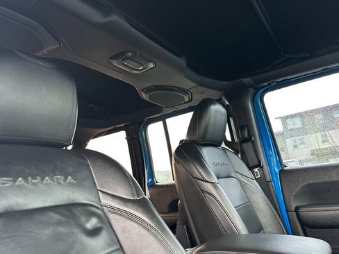 Used 2022 Jeep Wrangler Unlimited Sahara 4xe image 18