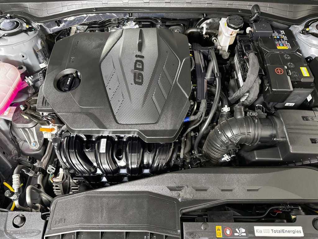 Used 2025 Kia K5 GT-Line w/ GT-Line Premium Package FWD image 35