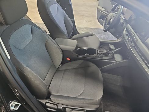 Used 2025 Kia K4 FWD image 10