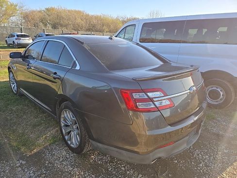 Used 2016 Ford Taurus Limited image 2