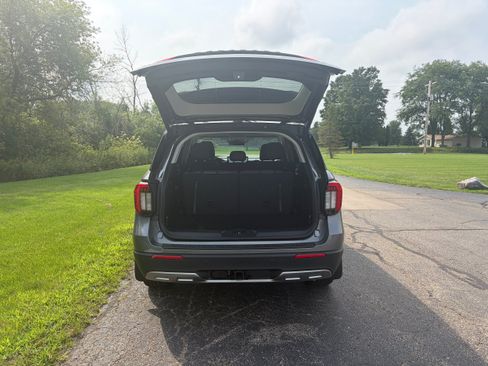 New 2026 Ford Explorer Active w/ Active Comfort Package AWD/4WD image 29