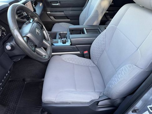 Used 2022 Toyota Tundra SR5 w/ SR5 Convenience Package RWD image 14