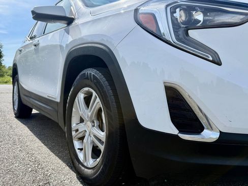 Used 2018 GMC Terrain SLE FWD image 29