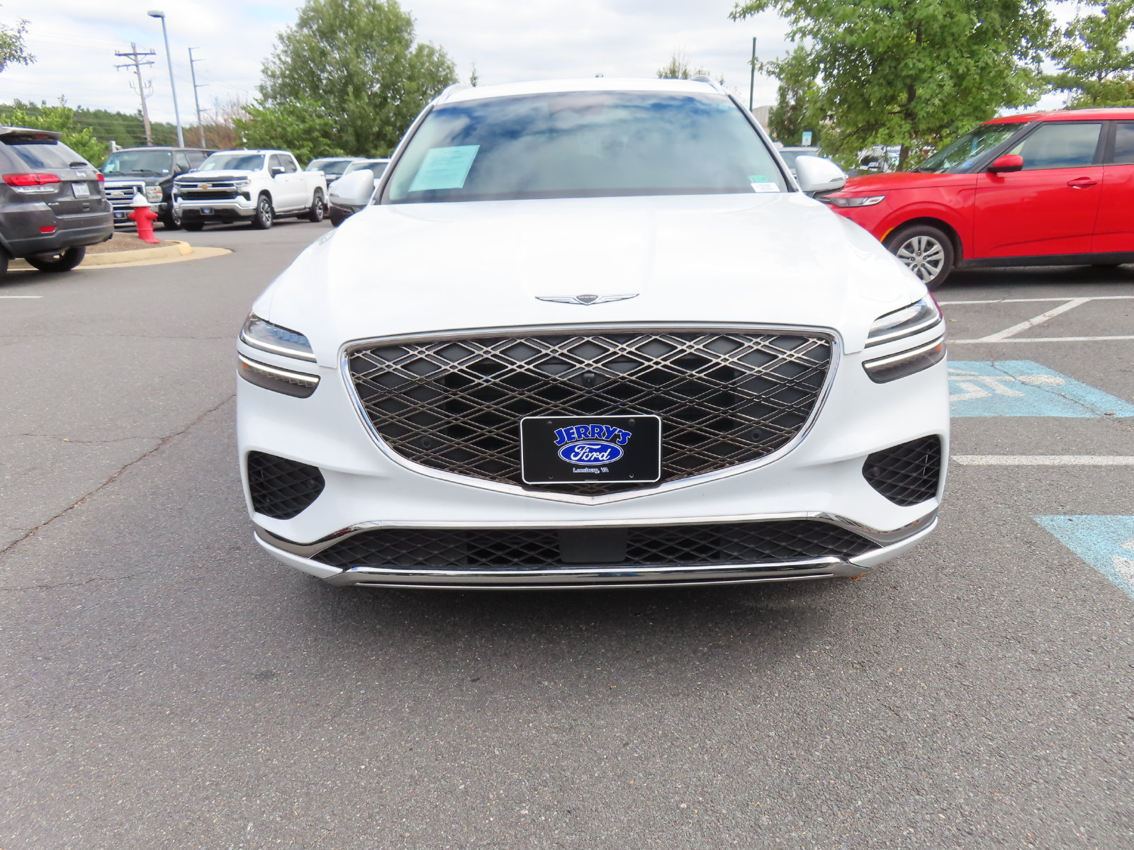 Used 2026 Genesis GV70 2.5T Advanced AWD/4WD image 2