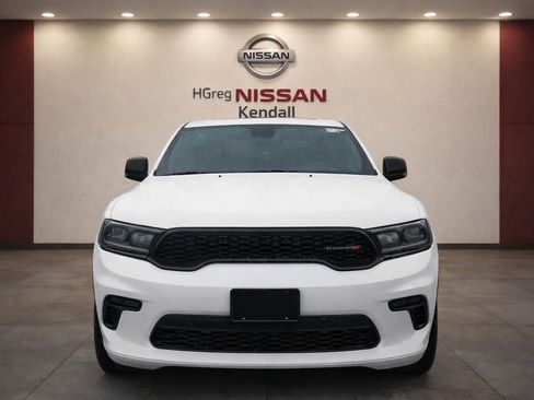 Used 2023 Dodge Durango GT image 3