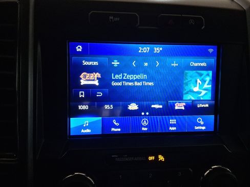 Used 2019 Ford F150 XLT w/ Equipment Group 302A Luxury image 15