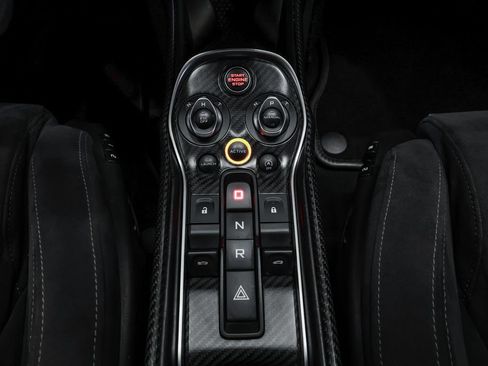 Used 2018 McLaren 570S Spider RWD image 42