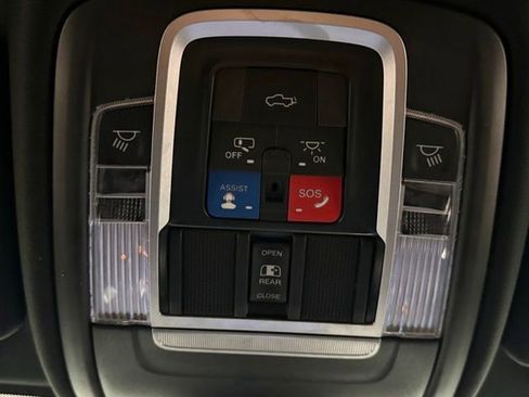 Used 2022 RAM 3500 Laramie image 35