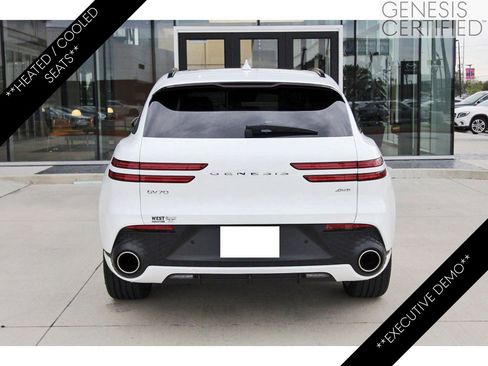 Used 2025 Genesis GV70 2.5T Sport Prestige w/ Sport Prestige Package image 8