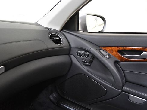 Used 2009 Mercedes-Benz SL 550 image 15