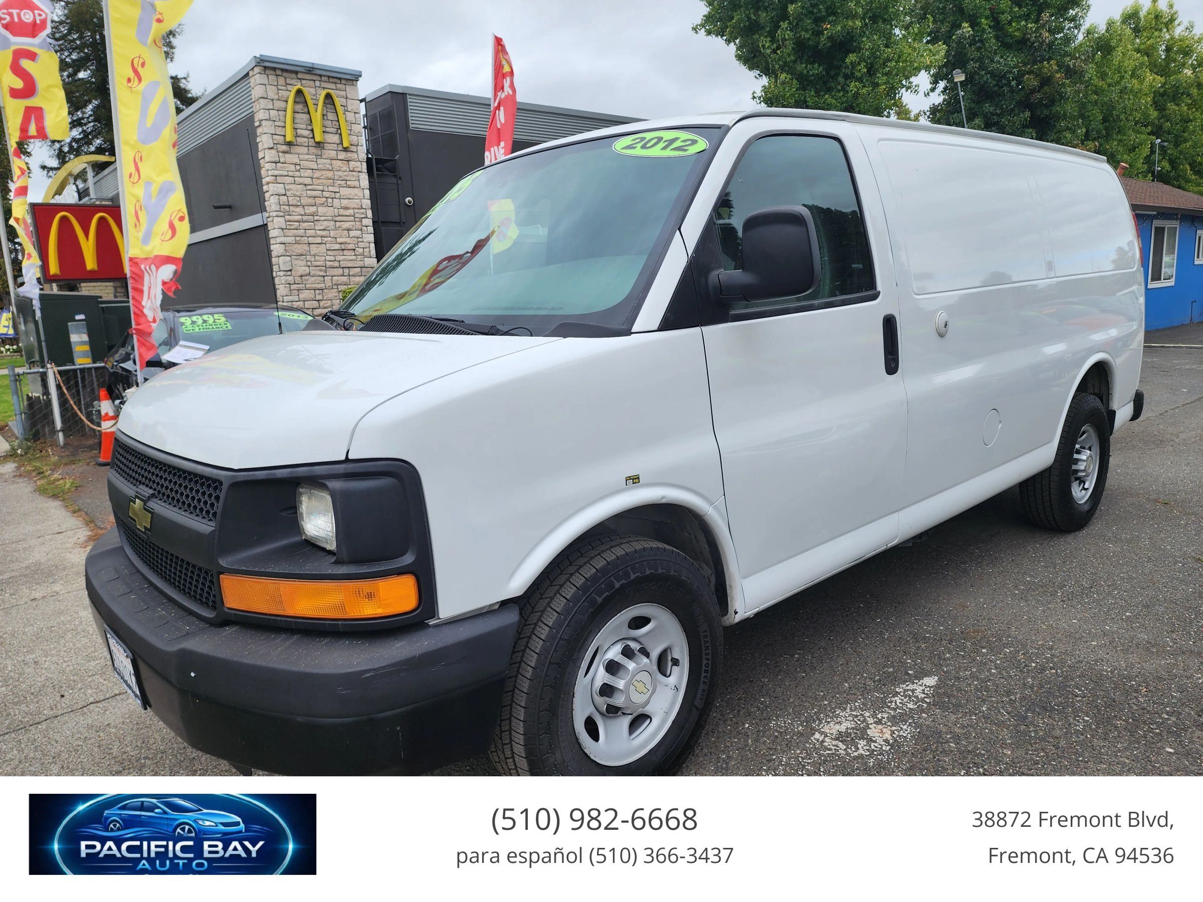 Used 2012 Chevrolet Express 2500 RWD image 3