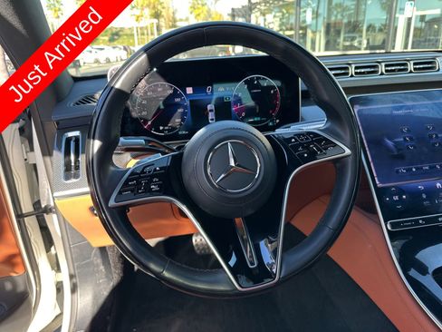 Used 2022 Mercedes-Benz S 580 4MATIC Sedan image 5