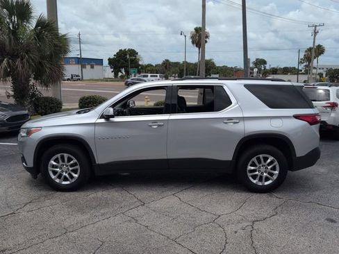 Used 2019 Chevrolet Traverse LT FWD image 8