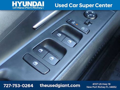 Certified 2024 Hyundai Elantra SEL FWD image 24