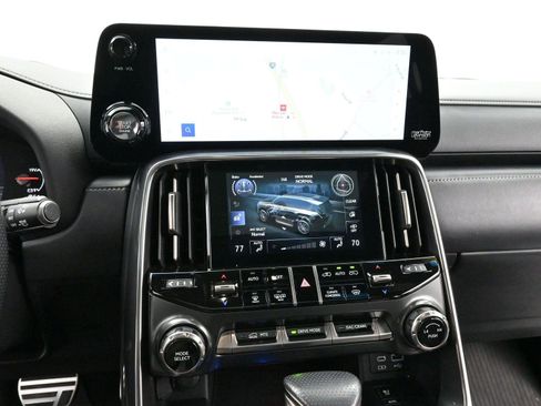 Used 2024 Lexus LX 600 F Sport image 24