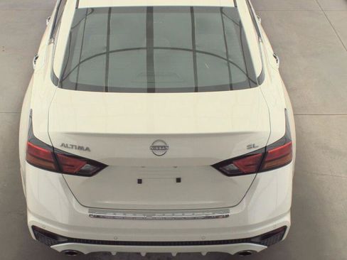 Used 2023 Nissan Altima 2.5 SL FWD image 4