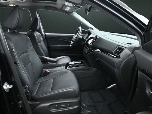 Used 2022 Honda Pilot Elite image 24