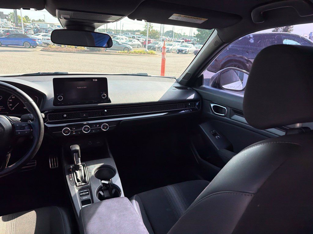 Used 2023 Honda Civic Sport image 28