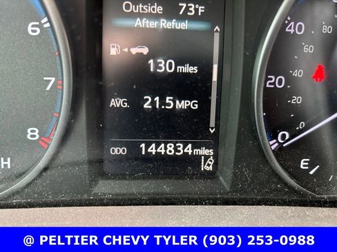 Used 2018 Toyota RAV4 LE FWD image 23