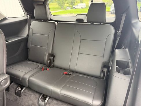 Used 2020 Chevrolet Traverse Premier w/ Redline Edition AWD/4WD image 38