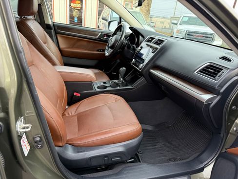Used 2019 Subaru Outback 3.6R Touring w/ Popular Package #3A image 14