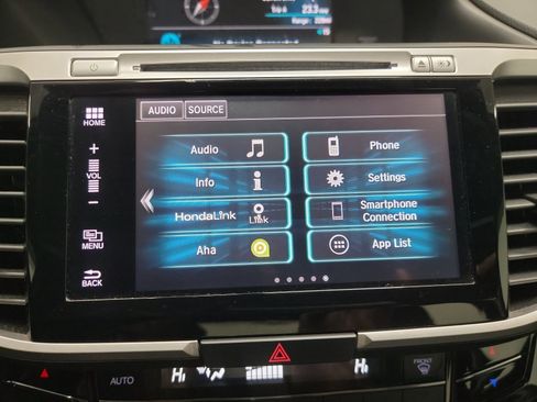 Used 2017 Honda Accord EX-L image 18