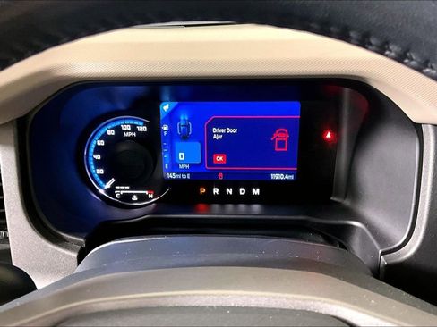 Certified 2024 Ford Bronco Wildtrak image 16