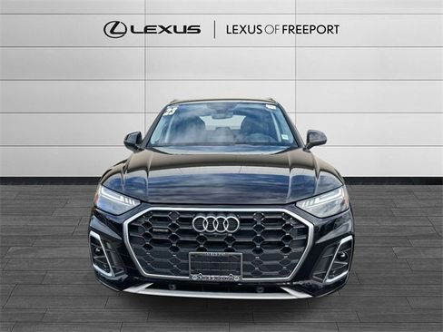 Used 2023 Audi Q5 2.0T Prestige w/ Prestige Package image 2