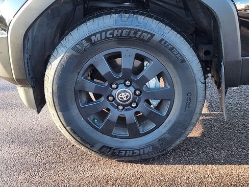 Used 2024 Toyota Land Cruiser image 10