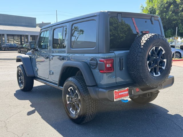 Used 2024 Jeep Wrangler Unlimited Rubicon 4xe AWD/4WD image 5