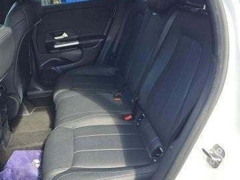 Used 2025 Mercedes-Benz GLA 250 4MATIC image 7