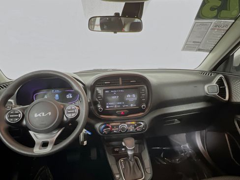Used 2023 Kia Soul LX w/ Option Group 015 image 30