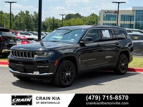 Used 2023 Jeep Grand Cherokee L Limited w/ Luxury Tech Group II AWD/4WD image 3