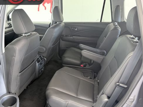 Used 2020 Honda Pilot Touring image 14