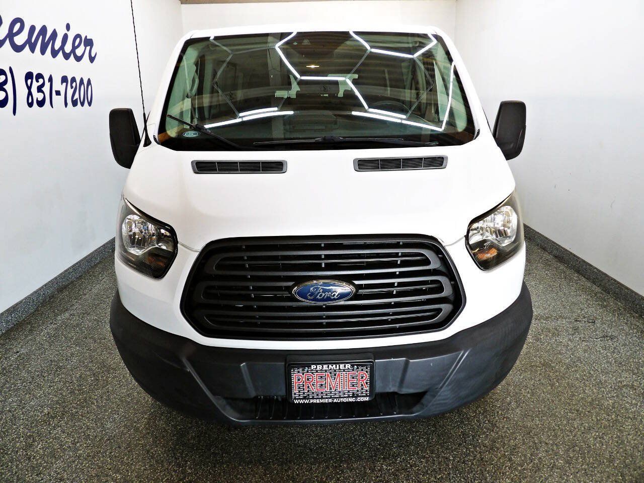 Used 2018 Ford Transit 150 XL RWD image 2