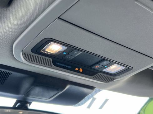 Used 2023 Ford F150 XLT image 11