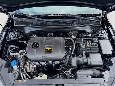 Certified 2023 Kia Forte LXS image 30